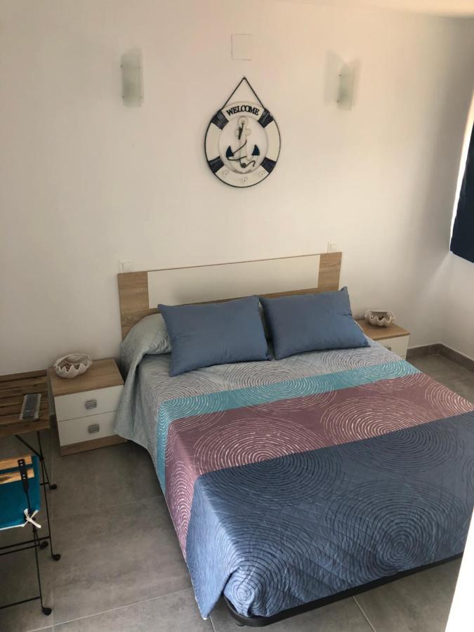 Apartamento Cervera ตอร์เรโมลิโนส ภายนอก รูปภาพ